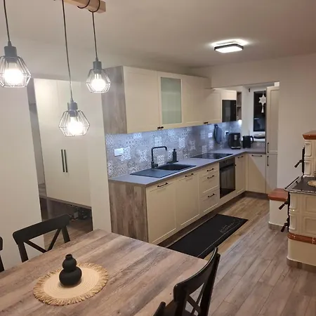 Tasia * Mýto pod Ďumbierom