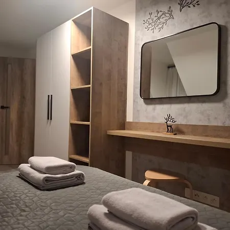 Tasia Apartment
